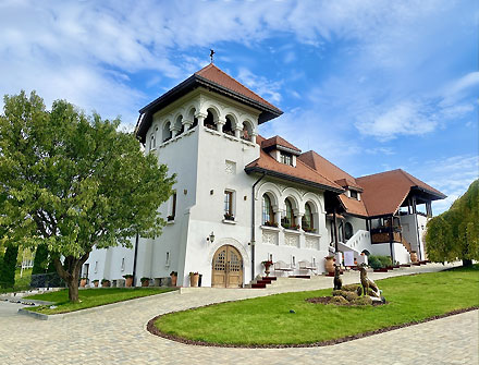 Casa Timiş - Timiş Estate (Prahova County) - Boutique Hotels, Distinctive Accommodations - Romania
